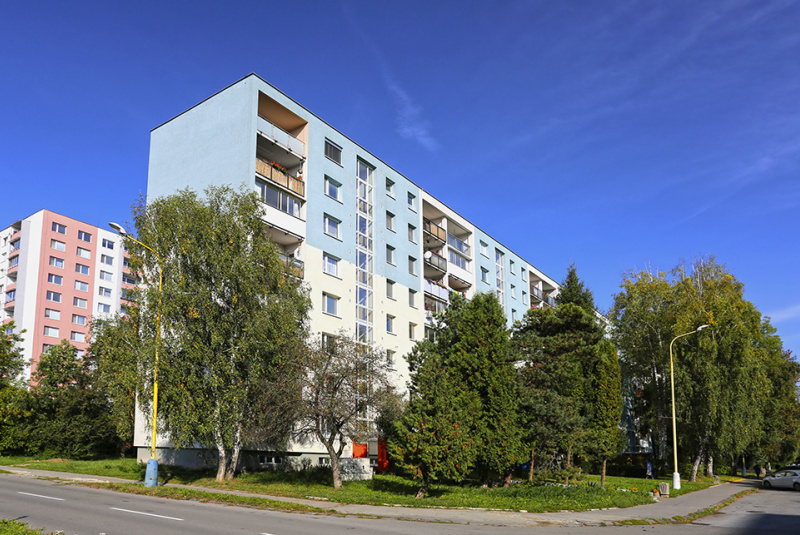 Obnova bytového domu Prostejovská 50-60, Prešov